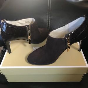 Michael Kors Shoes - Sammy ankle boot